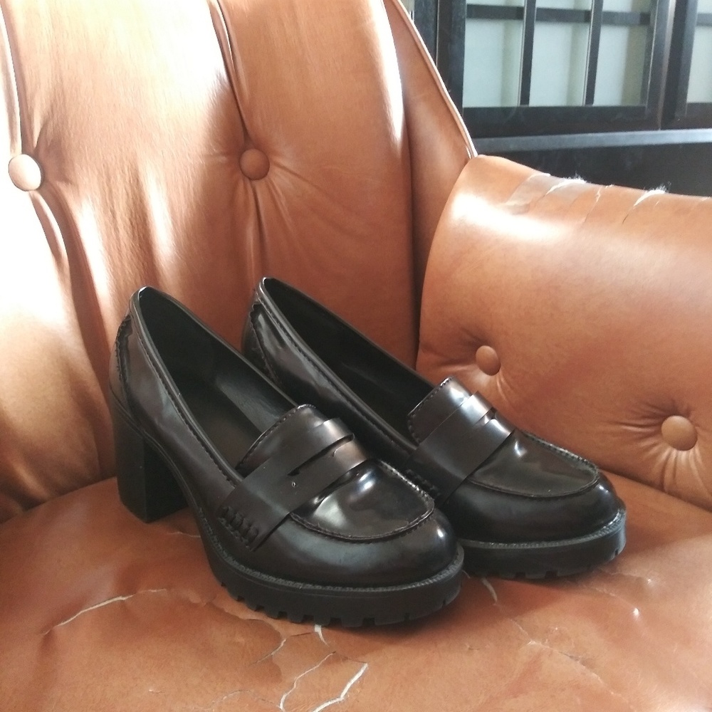 Vintage black patent loafers